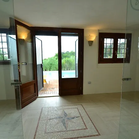 Belvilla By Oyo Nice Farmhouse With Sauna Jacuzzi 펜션 *